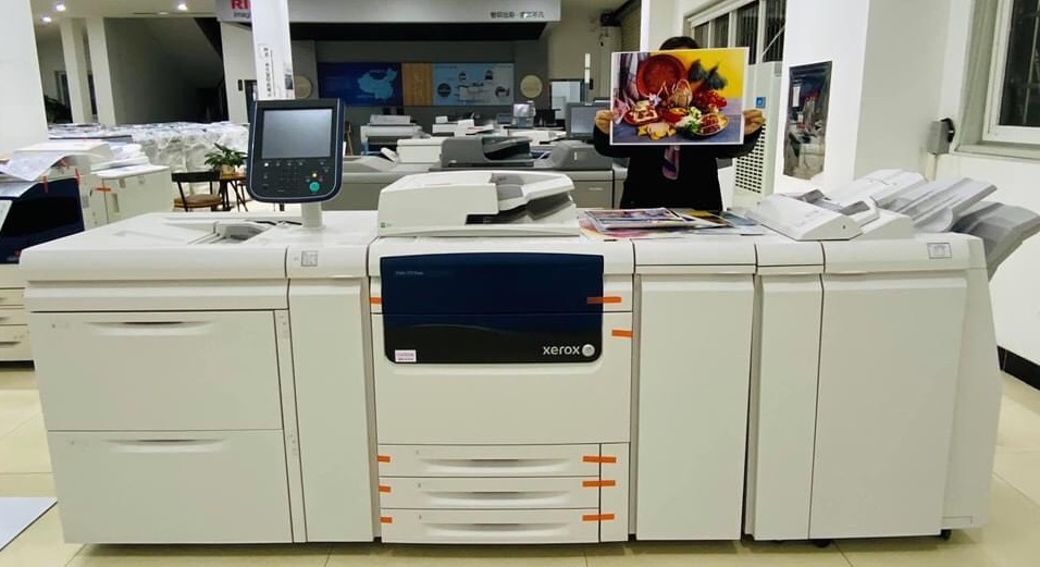máy photocopy màu